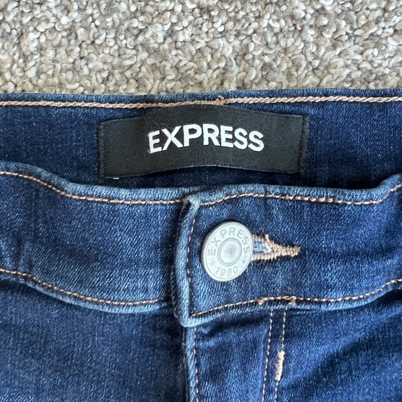 Express Midi High Rise Denim Shorts, Size 10 - Picture 2 of 5